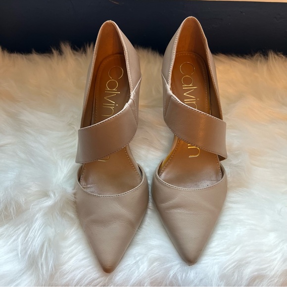 Calvin Klein Gella Nude Pump - Picture 2 of 9